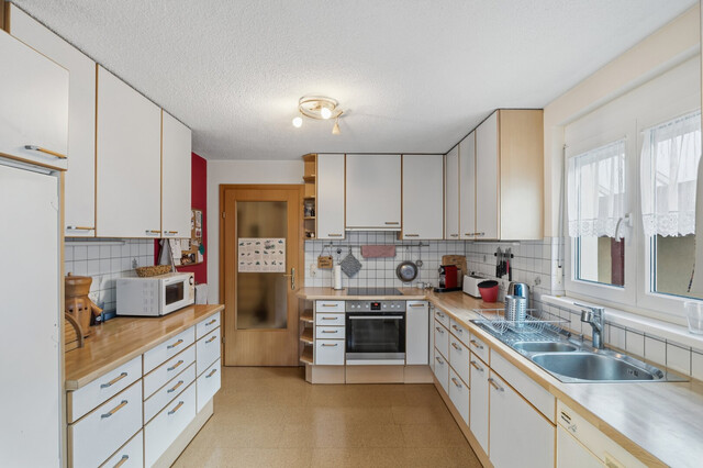 Schönes Wohnhaus mit Entwicklungsmöglichkeiten in bester Lage