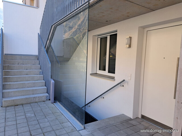 NEUBAU: Traumhafte Gartenwohnung mit großem eigenem Tiefgaragenbereich in Lorüns zu verkaufen!