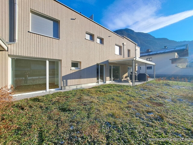 NEUBAU: Traumhafte Gartenwohnung mit großem eigenem Tiefgaragenbereich in Lorüns zu verkaufen!