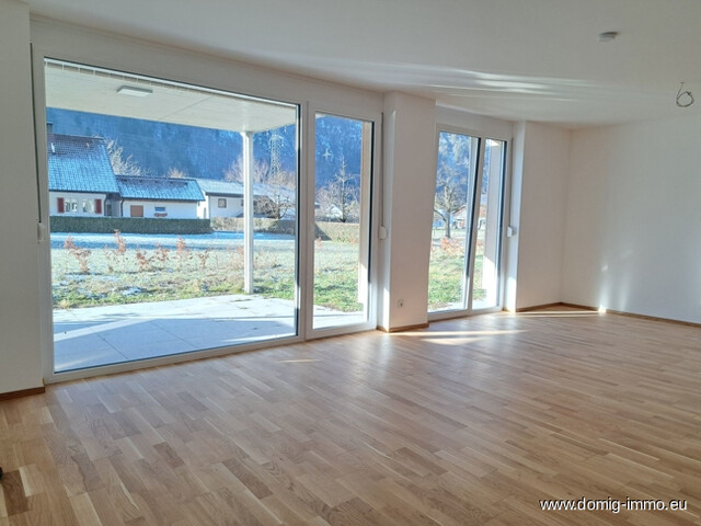 NEUBAU: Traumhafte Gartenwohnung mit großem eigenem Tiefgaragenbereich in Lorüns zu verkaufen!