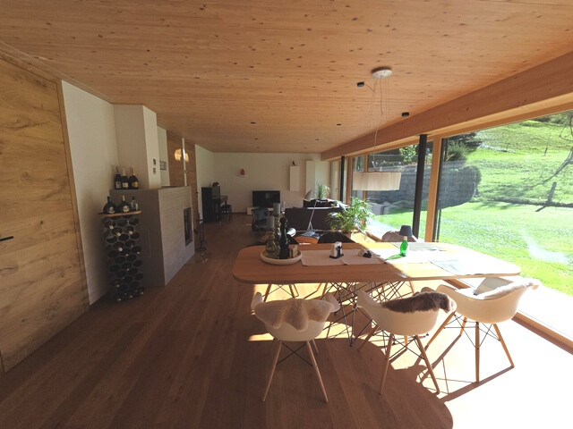 Moderner Bungalow mit großem Garten in schöner und ruhiger Lage (Emser Reute) zu mieten!