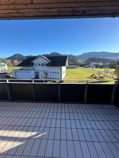 Helle 3-Zimmerwohnung mit Balkon in Lingenau zu vermieten 