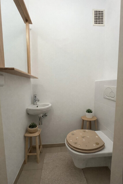 Wohnen in Seenähe: 3-Zimmer-Wohnung mit Süd-Balkon und See- & Bergblick