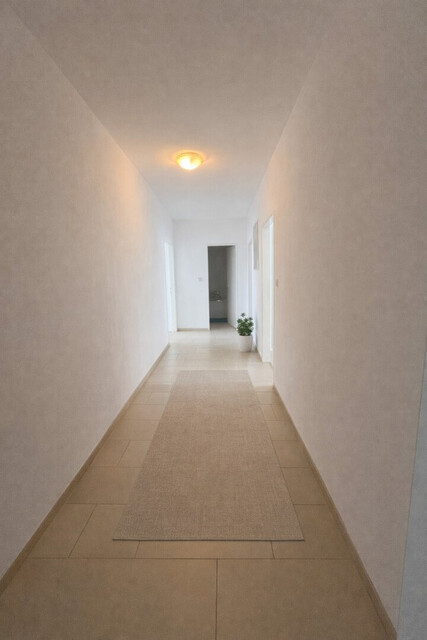 Wohnen in Seenähe: 3-Zimmer-Wohnung mit Süd-Balkon und See- & Bergblick