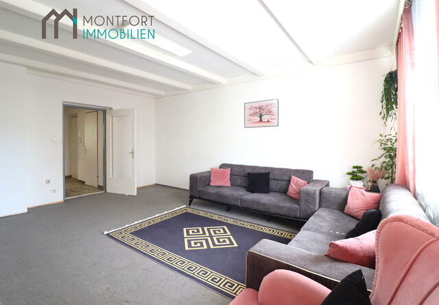 Tosters: 3 Zimmer Wohnung mit genialem Grundriss und Balkon