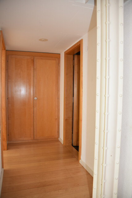 Tolles, grosszügiges Loft mit Balkon