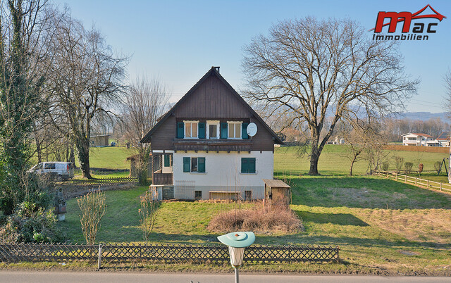 Großes, teilbares Baugrundstück in sonniger Lage