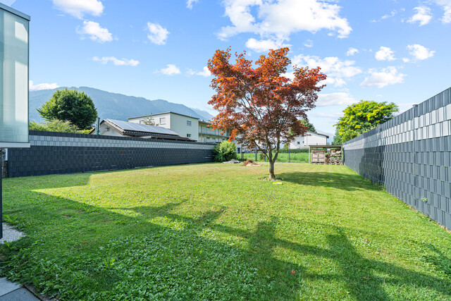 Großzügige Doppelhaushälfte mit Garten, Dachterrasse & flexibler Nutzung in Feldkirch