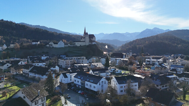 2-Zimmerwohnung im Dachgeschoss zu verkaufen - zentrale Lage in Rankweil,  Einzug ab Februar möglich (Tiefgaragenplatz inklusive)