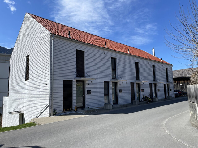Balkontraum mit Bergpanorama- Blick! Modernes Reihenhaus für die anspruchsvolle Familie