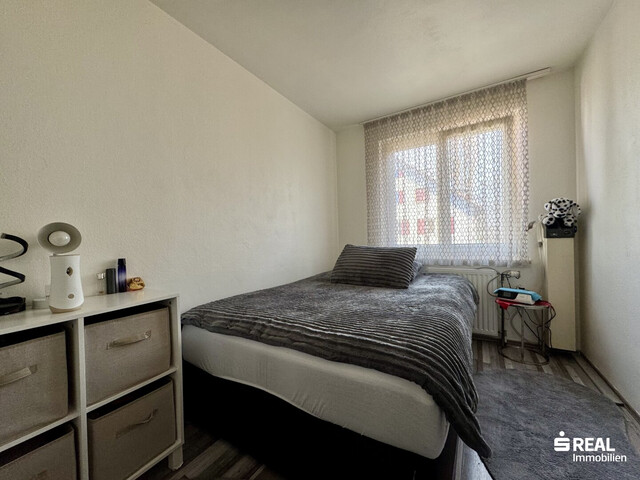 Helle 4-Zimmerwohnung mit Balkon in super Lage