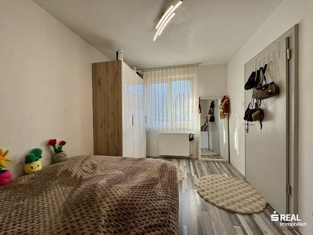 Helle 4-Zimmerwohnung mit Balkon in super Lage