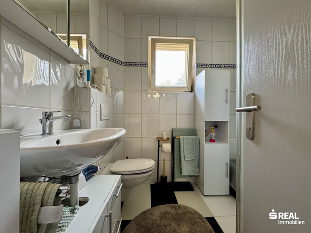 Helle 4-Zimmerwohnung mit Balkon in super Lage