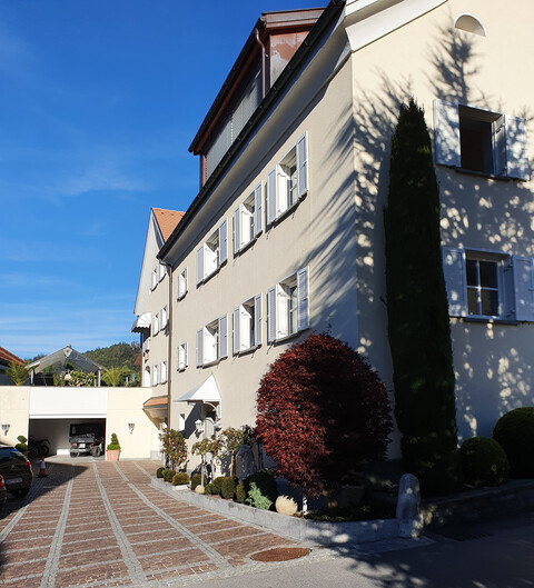 attraktive 2-Zimmerwohnung in schöner Hanglage