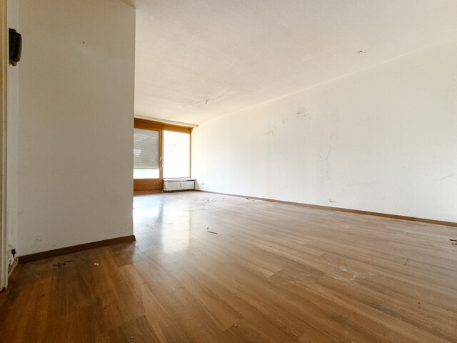 Sanierungsbedürftige 2 Zimmer Wohnung mit großzügiger Terrasse in Dornbirner Bestlage