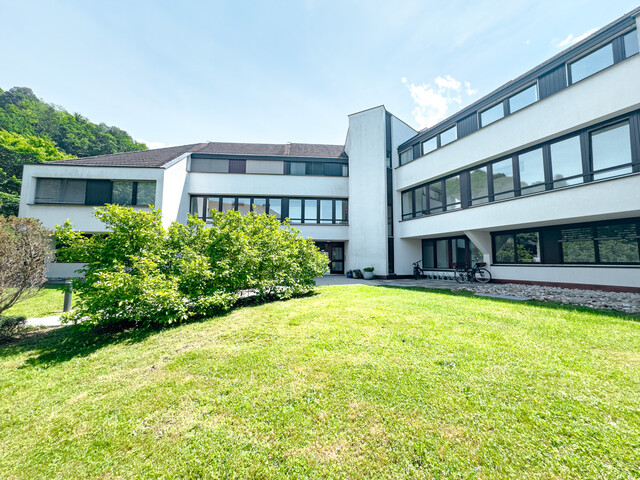 Sanierungsbedürftige 2 Zimmer Wohnung mit großzügiger Terrasse in Dornbirner Bestlage