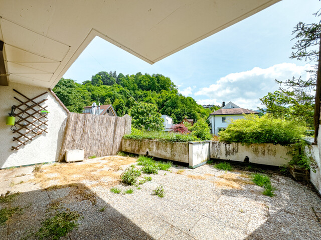 Sanierungsbedürftige 2 Zimmer Wohnung mit großzügiger Terrasse in Dornbirner Bestlage