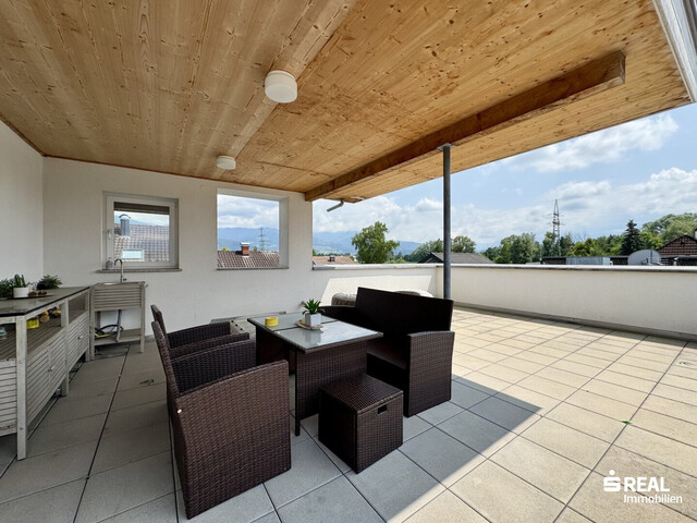 Tolle 3-Zimmer-Wohnung mit großer Dachterrasse
