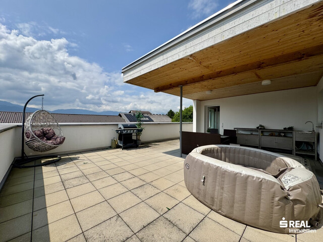 Tolle 3-Zimmer-Wohnung mit großer Dachterrasse