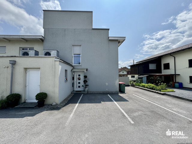 Tolle 3-Zimmer-Wohnung mit großer Dachterrasse