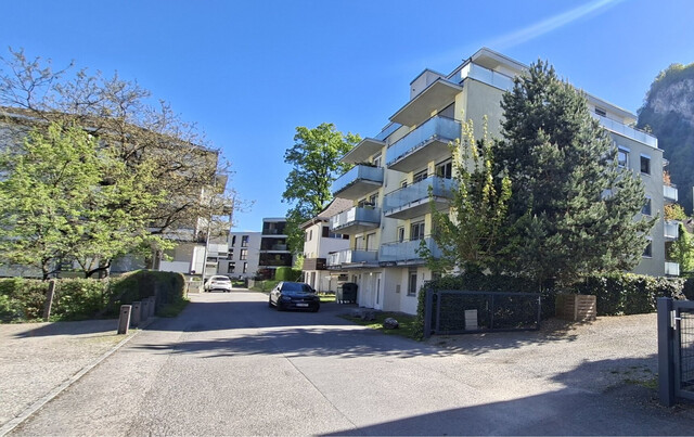 3-Zi.-Wohnung in Hohenems mit Balkon, Garage & traumhaftem Stadtblick!