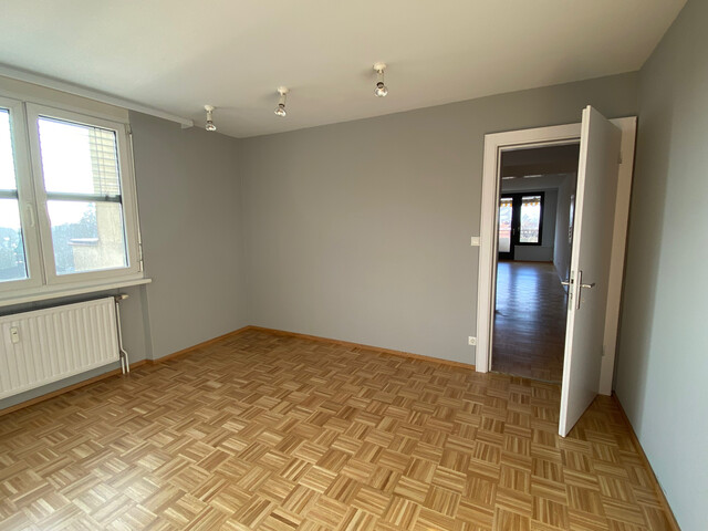 Sonnige Stadtwohnung mit Seesicht und grosser Terrasse, ruhig und zentral