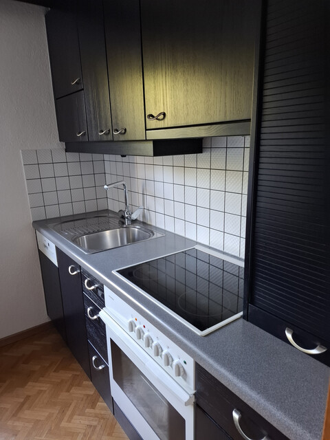 Schöne 2,5 Zimmer-Wohnung mit 8 m² Balkon, Carport, Keller und Fahrradabstellraum in Feldkirch-Gisingen