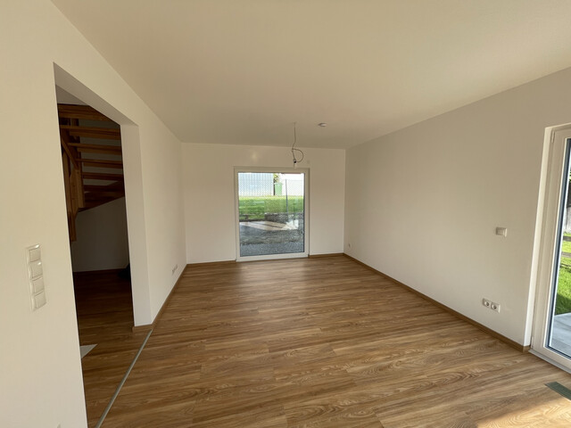 Neues Haus, Einfamilienhaus in Dornbirn mit Terrasse, 1x Garage, Garten und Dachboden zu vermieten