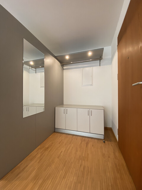 "ohne Provision" helle 3 Zimmer Terrassenwohnung mit Gartenmitbenützung
