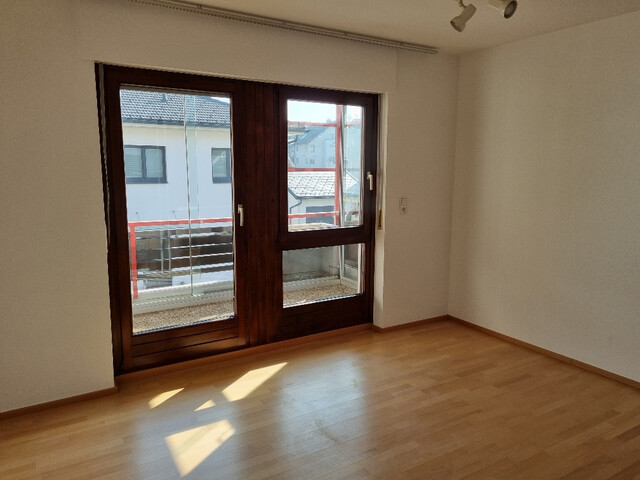 3-ZIMMERWOHNUNG MIT ZWEI BALKONEN UND TIEFGARAGE IN RUHIGER LAGE VON BREGENZ