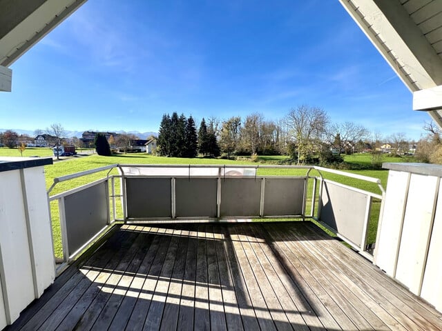 4-Zimmer-Dachgeschosswohnung mit Balkon in Hard