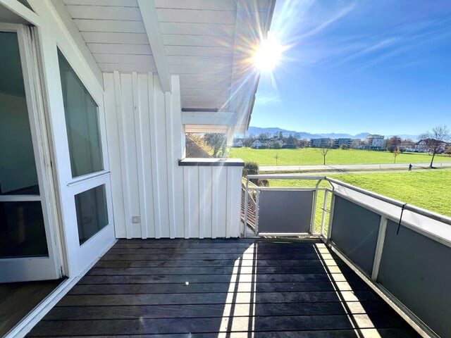 4-Zimmer-Dachgeschosswohnung mit Balkon in Hard