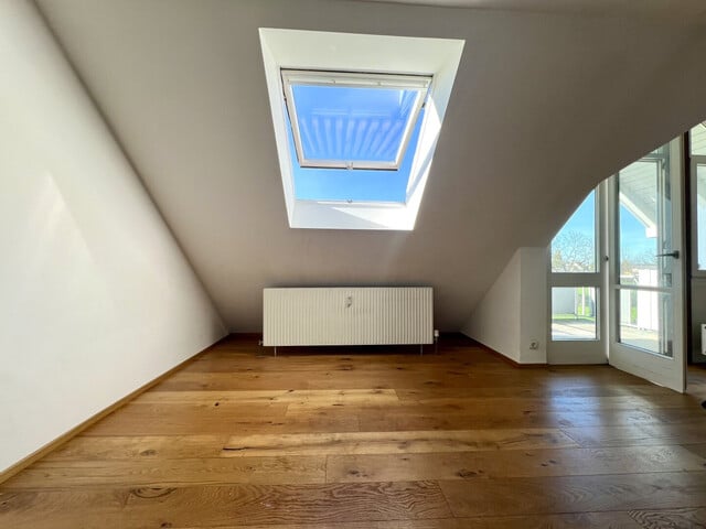 4-Zimmer-Dachgeschosswohnung mit Balkon in Hard
