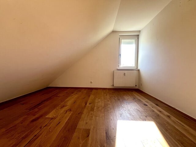 4-Zimmer-Dachgeschosswohnung mit Balkon in Hard