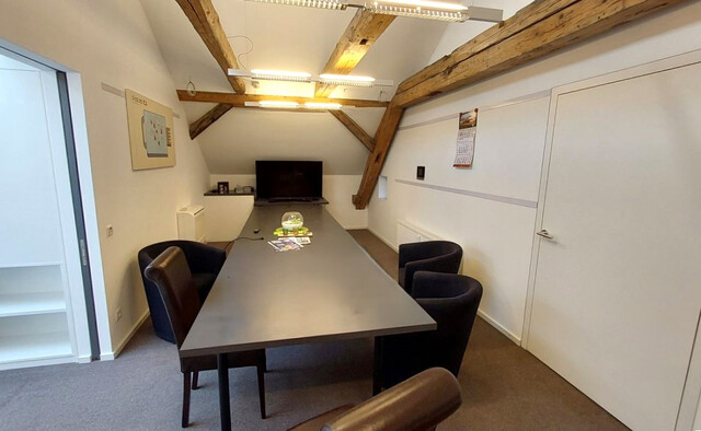 Helle Bürofläche zu vermieten