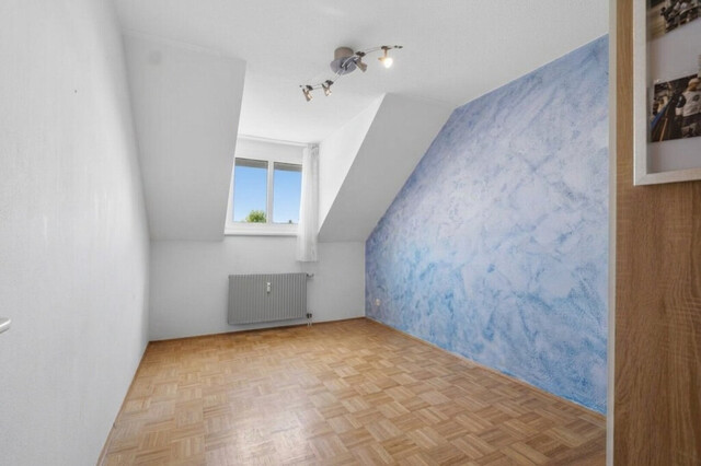Ruhe. Licht. Lebensqualität. Wohnen mit Balkon & Carport
