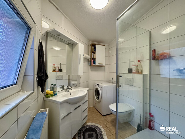 Mehrfamilienhaus mit 5 Wohnungen