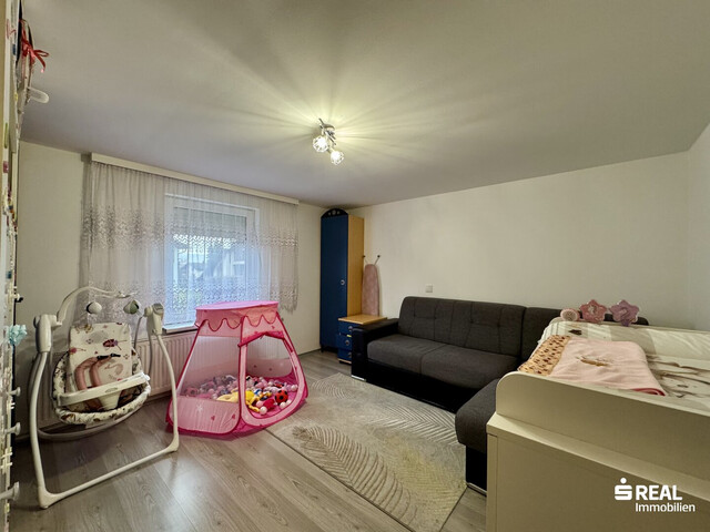 Mehrfamilienhaus mit 5 Wohnungen