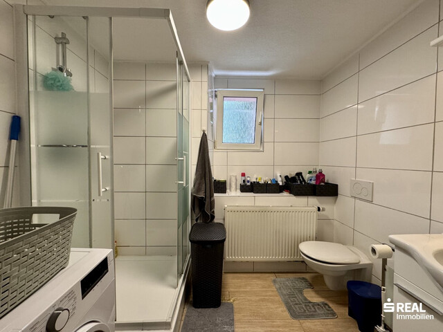 Mehrfamilienhaus mit 5 Wohnungen