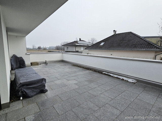 Hochwertiges Einfamilienhaus mit Wellnesskomfort und weitläufigem Grundstück