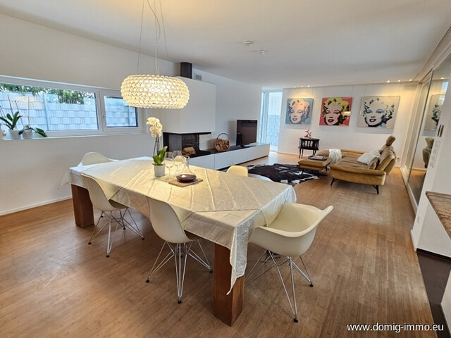 Hochwertiges Einfamilienhaus mit Wellnesskomfort und weitläufigem Grundstück