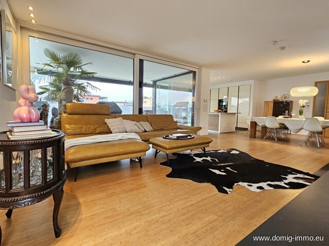 Hochwertiges Einfamilienhaus mit Wellnesskomfort und weitläufigem Grundstück