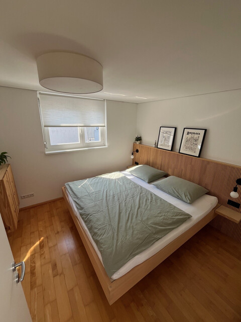 Privatverkauf - Exklusives 4-Zimmer-Penthouse mit großer Sonnenterrasse in ruhiger Bestlage