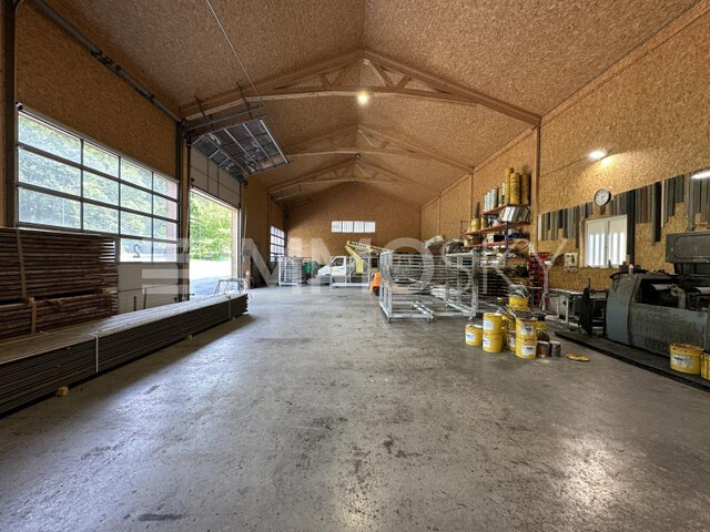 Multifunktionshalle - altes Wohnhaus - Event Altbau