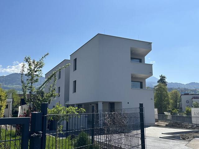 Neue, sehr hochwertige 2-Zimmer-Wohnung mit großzügiger Terrasse in schöner Lage in Rankweil
