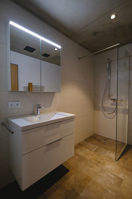 Moderne und hochwertige 2-Zimmer-Wohnung mit Loggia und TG-Platz