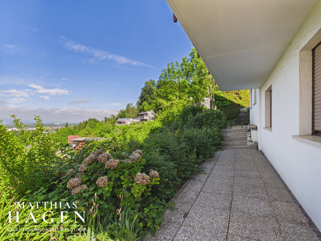 Grandiose Aussicht! Familienhaus in Bildstein