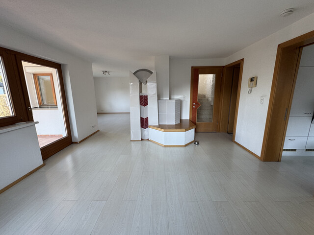 Einfamilienhaus mit Wintergarten und Garten in Schwarzach zu vermieten