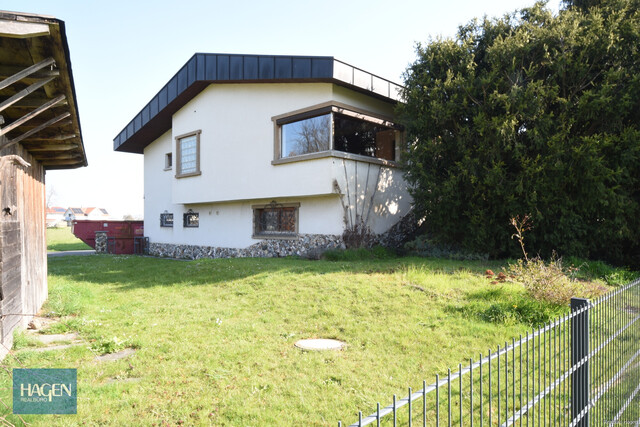 Grundstück mit Altbestand in begehrter Lage von Höchst