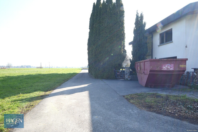 Grundstück mit Altbestand in begehrter Lage von Höchst